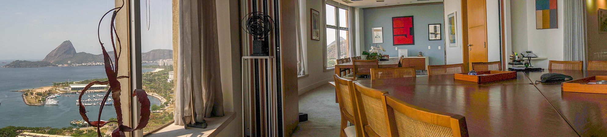 Sala de Reunião Eizirk Advogados